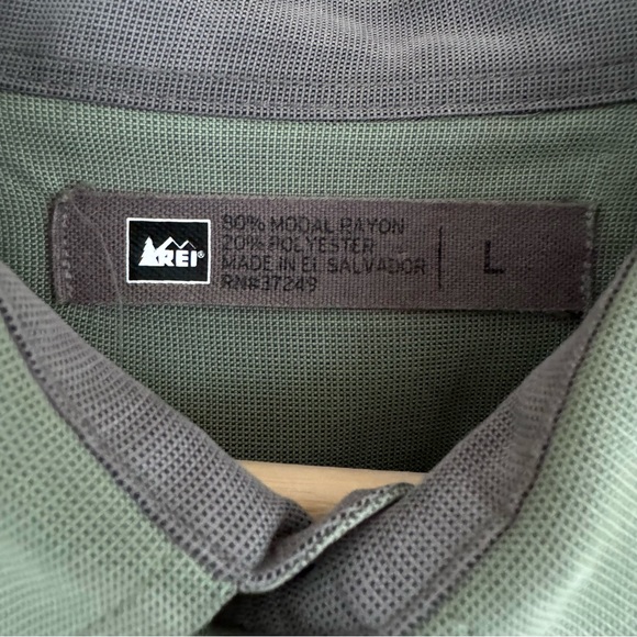 2 - REI Shirt BUNDLE - Sz L - Picture 8 of 11